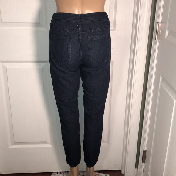 Forever 21 Jeans. 27 - Picture 4 of 8